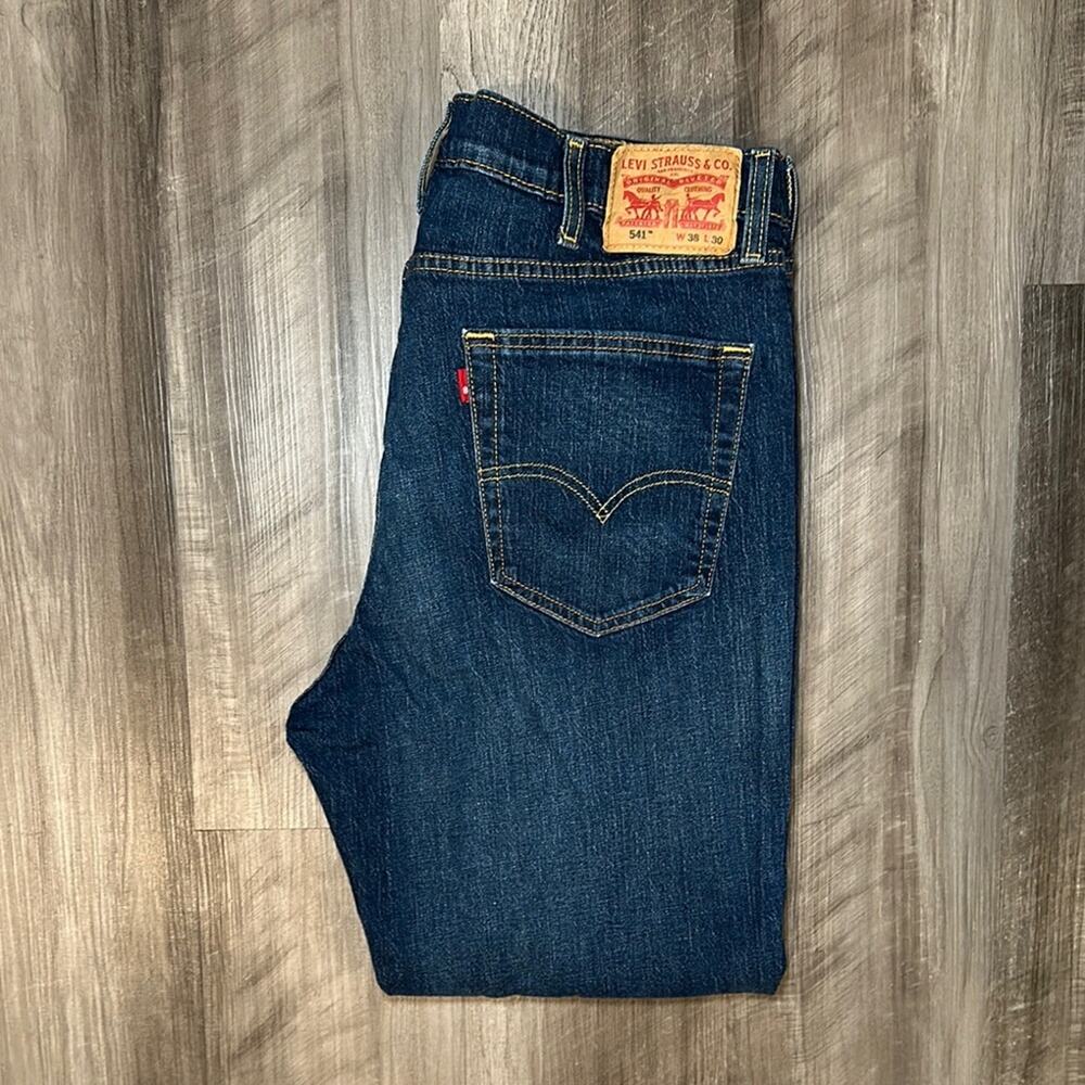 Levi's 541 Athletic Fit Jeans - 38x30